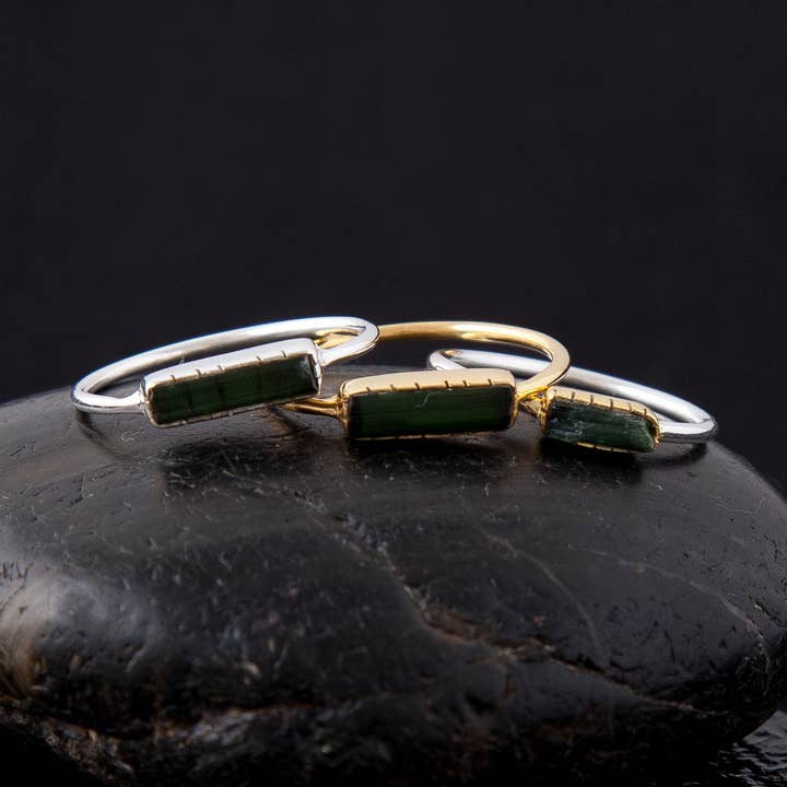 Anello a fettine in tormalina placcato in oro e argento Sterling per la vendita all'ingrosso da parte di Baizaar