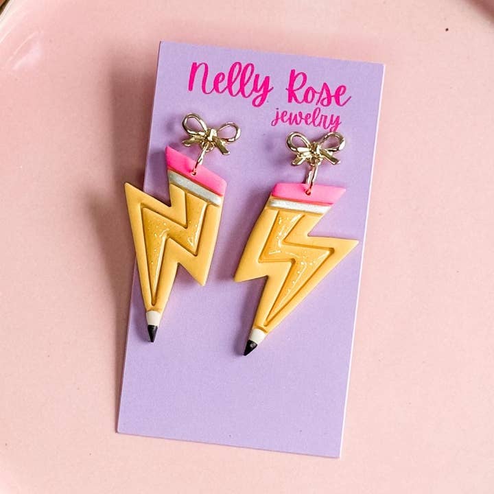 Blixtformade pennörhängen | Lärargåva för wholesale av Nelly Rose Jewelry