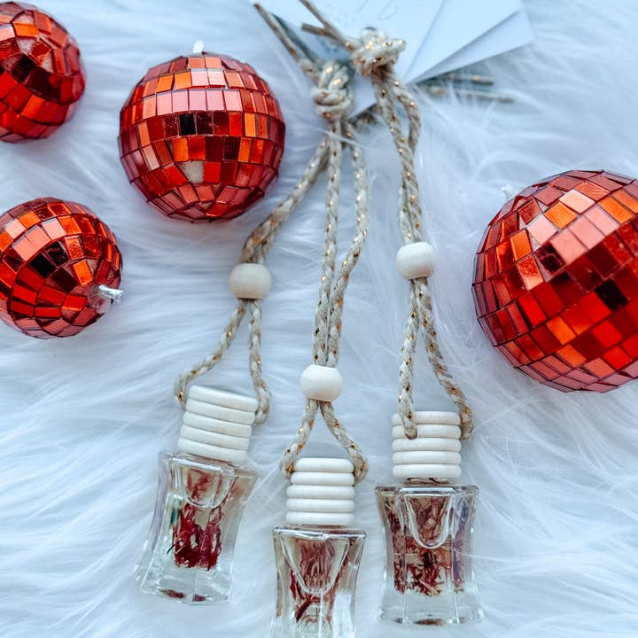 Scented By Elle - Wholesale Car Freshener - Unisex - Full Holiday/Christmas Car Diffuser Bundle — 80 Diffusers 5