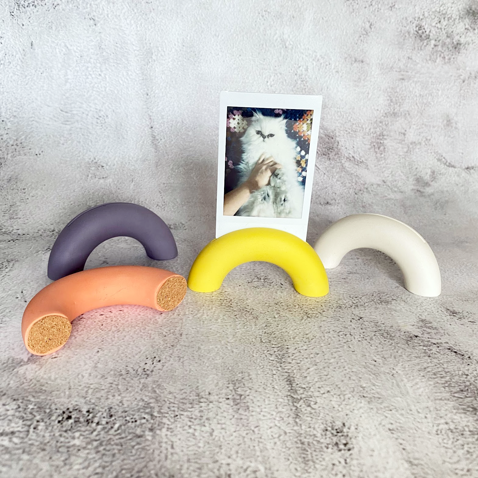 Lines+Dots – wholesale Picture frame stand – Photo Holders - Jesmonite Handmade Photo Stands - Arch Shape9