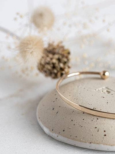 MARCEL offener Ring mit dünner Platte oben für den Großhandel von LEA ET MOI