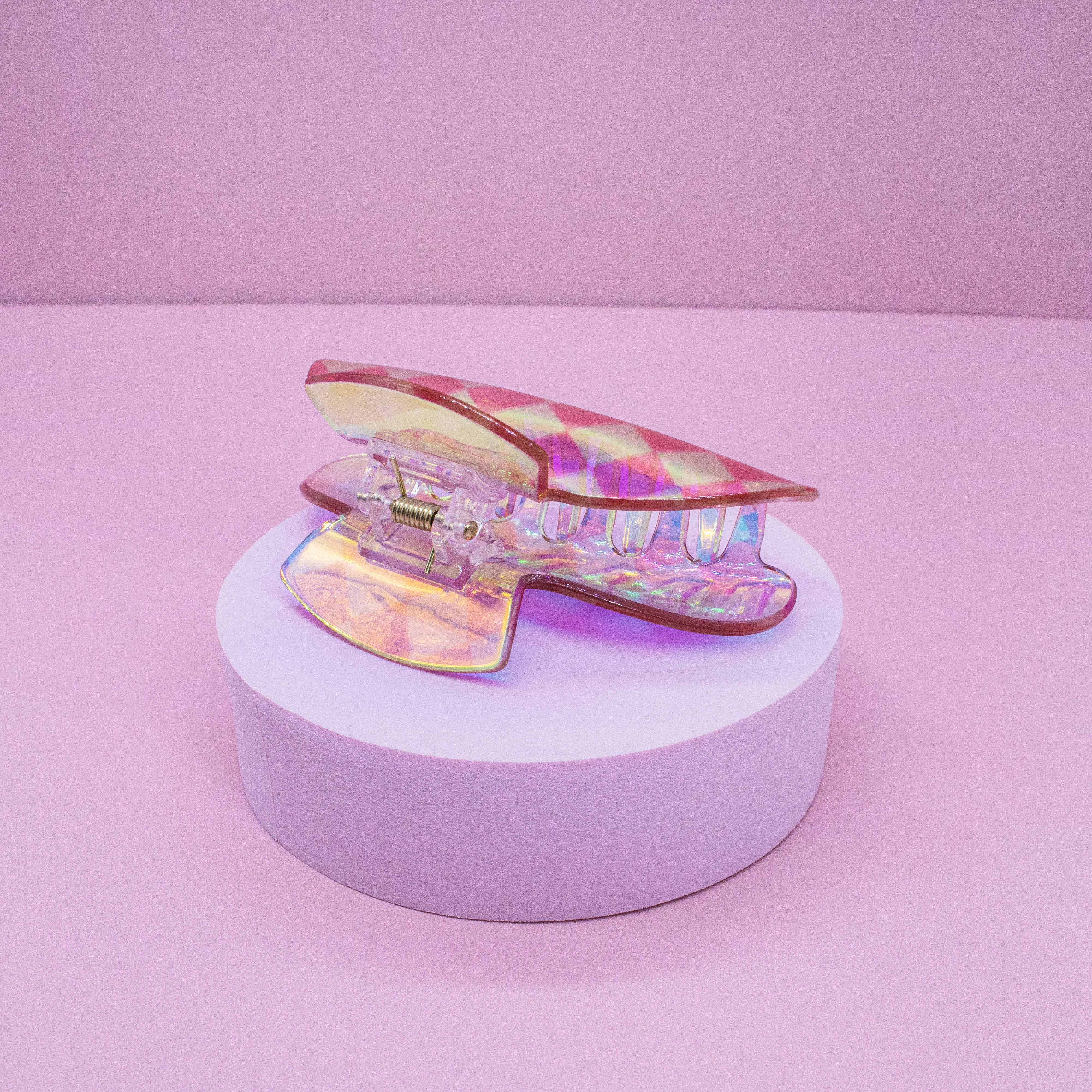 Frog Sac - Wholesale Hair Clip - Women's - Medium Round Iridescent Checkered Hair Claw Clip6