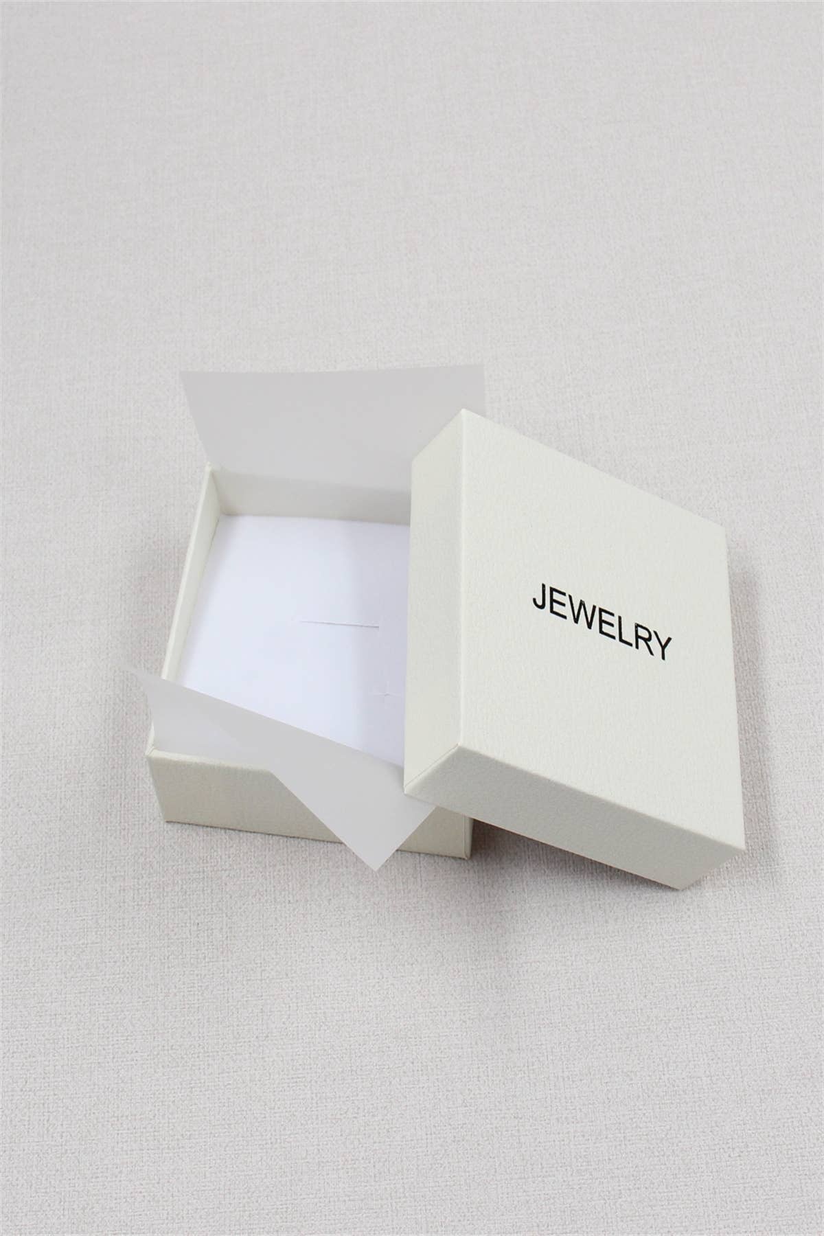 BELLISSIMA BIJOUX – Großhandel Schmuckschatulle/-Organizer – Schmuckbox mit integriertem Schutzpapier2