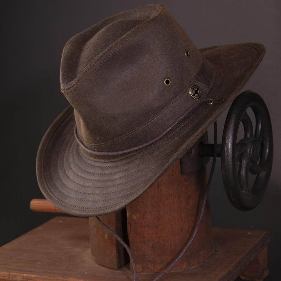 Marron Chapeau Western Usé Outback - Style Irwin en vente sur Faire3