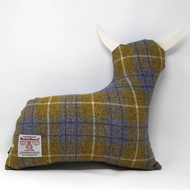 Studio Sunart - Wholesale Throw/Decorative Pillow - Large Highland Cow Cushion