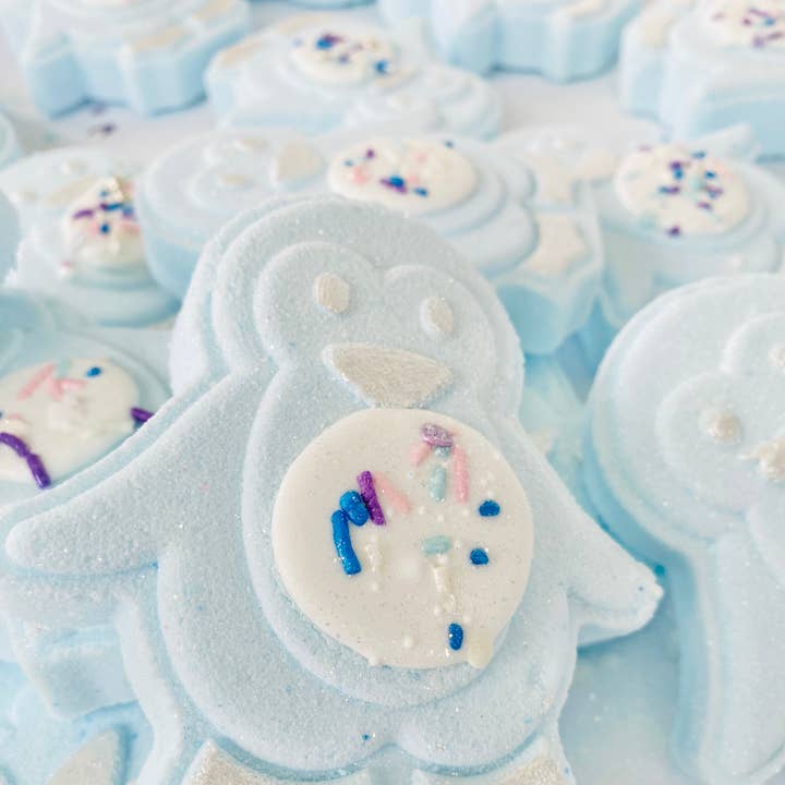 The Burlap Barn Company - Wholesale Bath Bomb/Fizz - Penguin Bath Bomb
