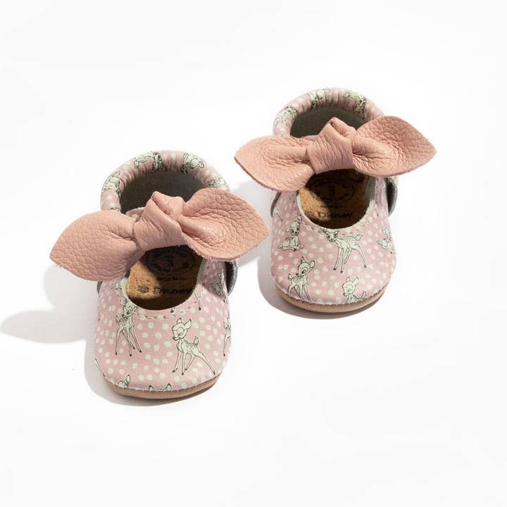Zapato de bebé con lazo anudado Bambi para venta al por mayor de Freshly Picked