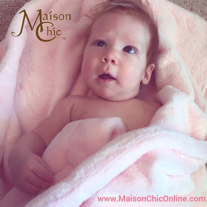 Soft Fur Blanket Assortment for wholesale by London Bridge & Maison Chic