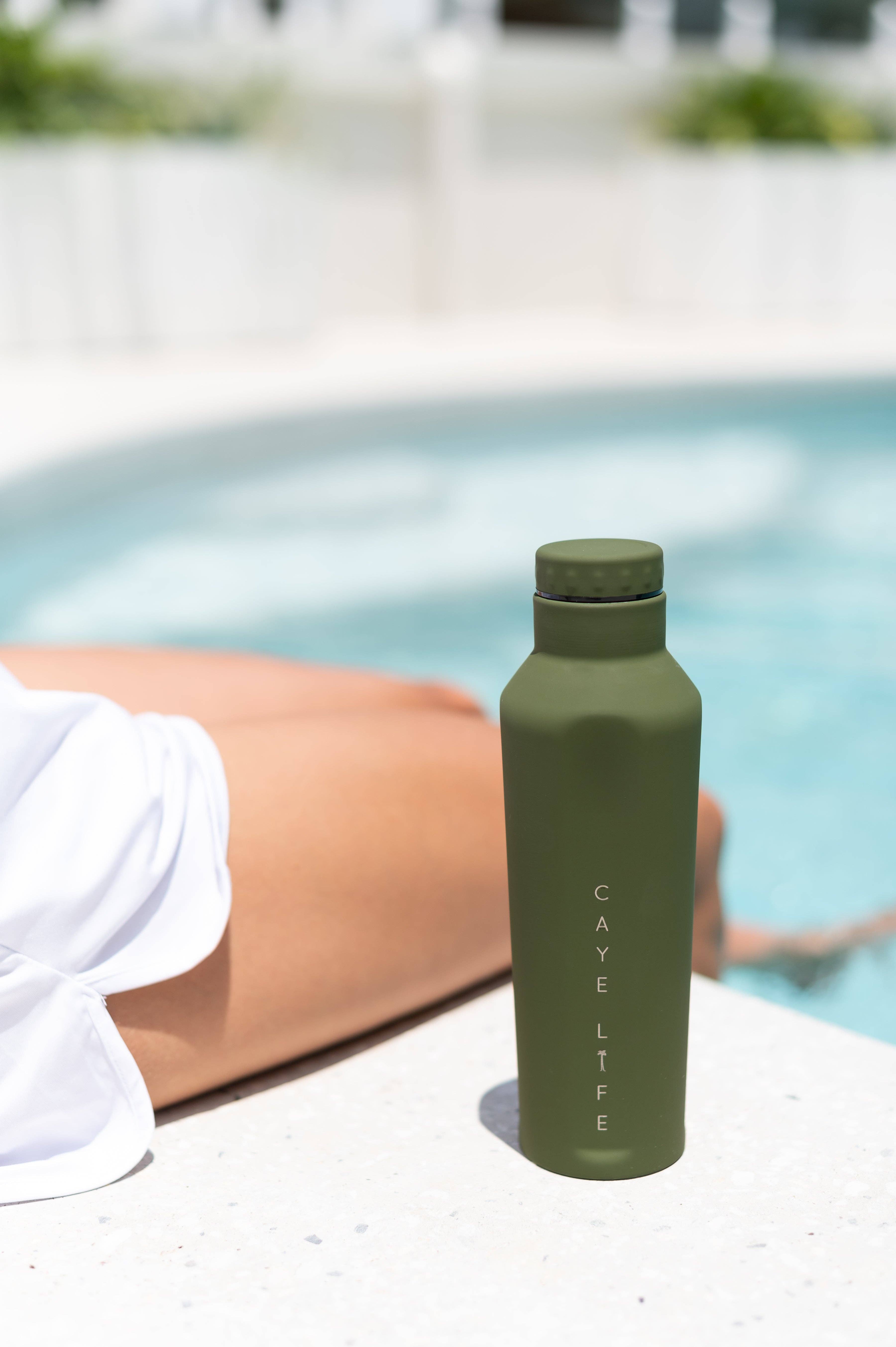 Caye Life - Wholesale Water bottle - Galapagos | 500ml Reusable Bottle | Matte Green9