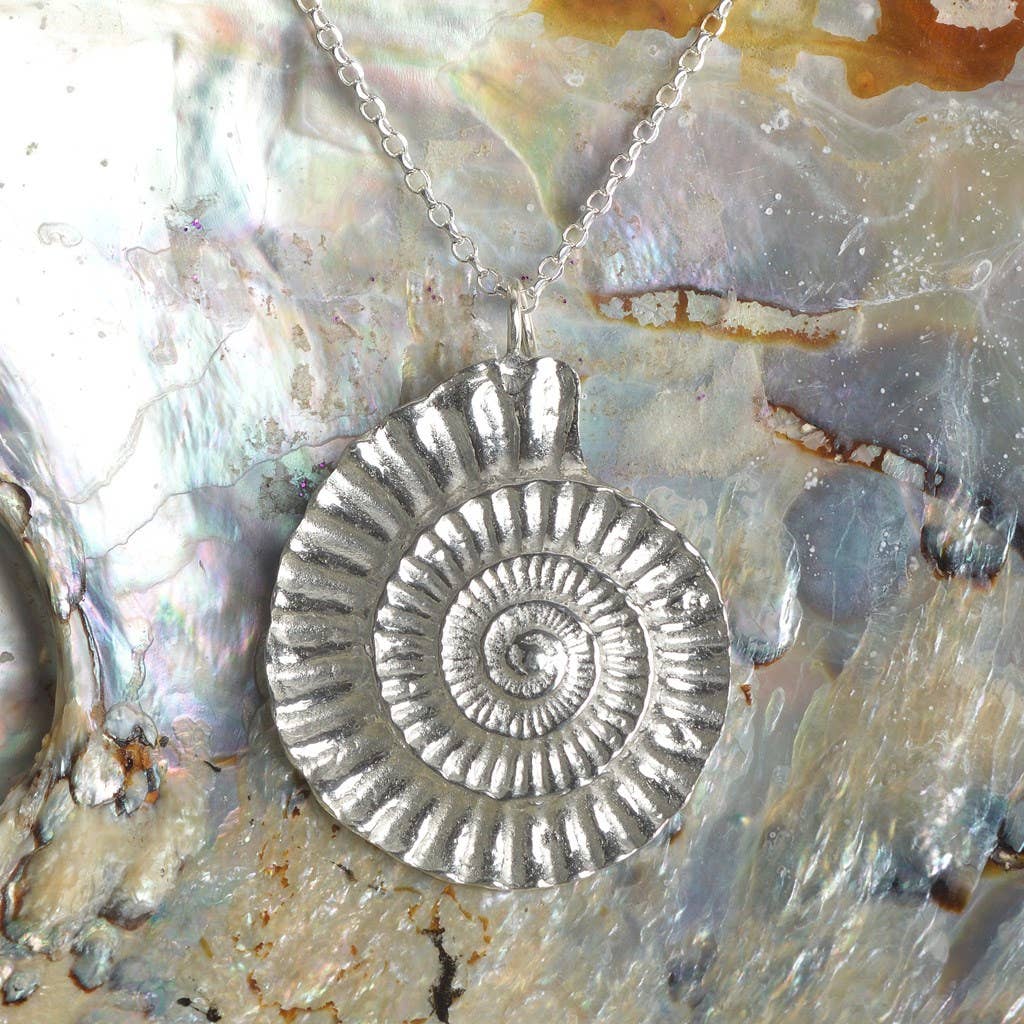 Glover & Smith – wholesale Pendant/charm necklace – Ammonite Necklace, English Pewter Jewellery3