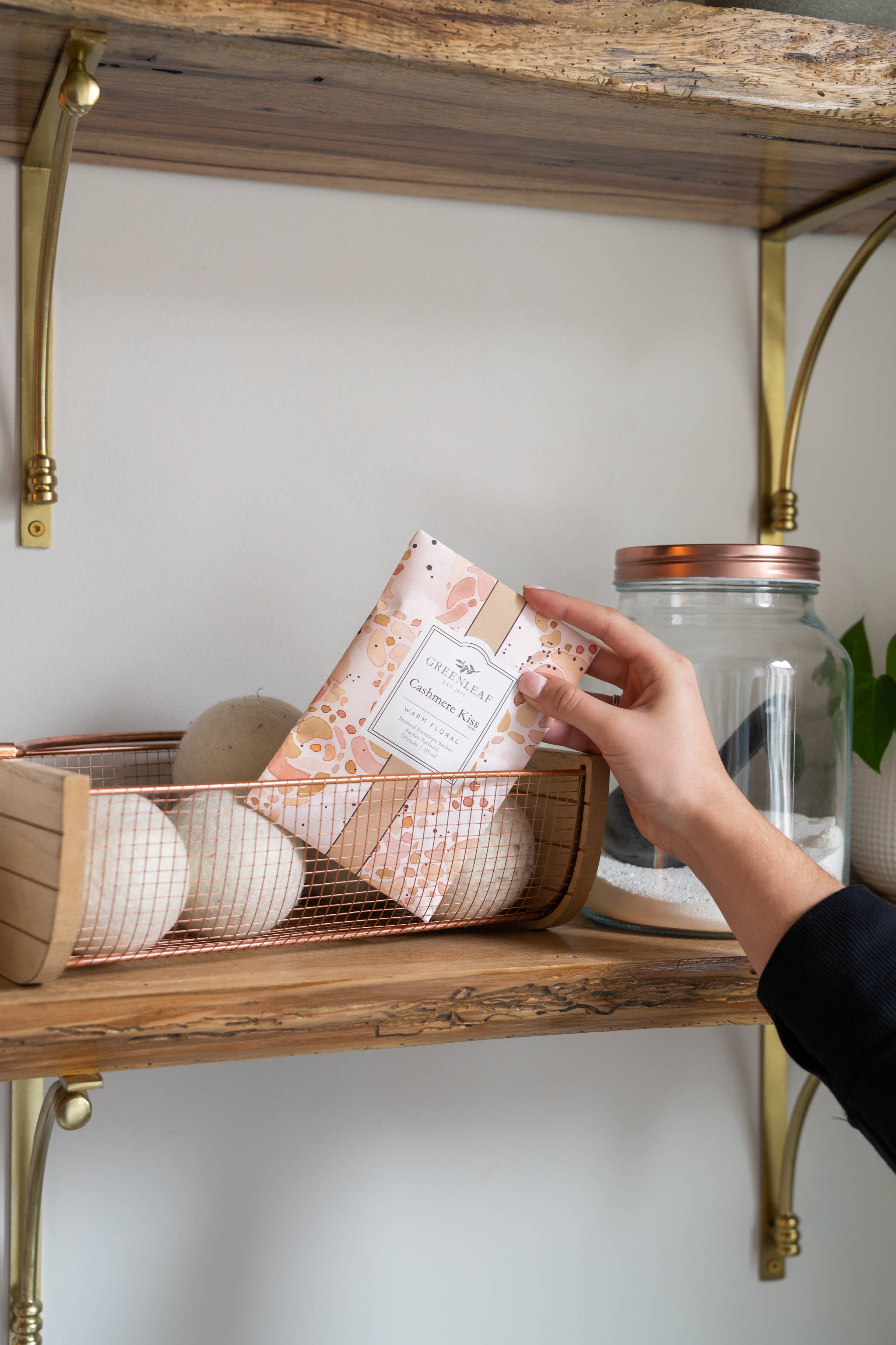 Greenleaf Gifts - Wholesale Sachet - Cashmere Kiss Large Sachet 18 Pack6