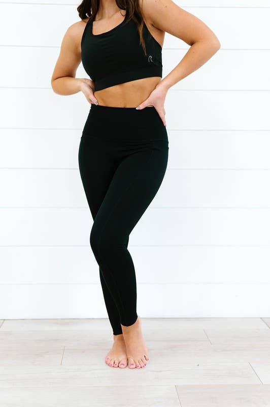 Black Athletic Leggings for wholesale on Faire3