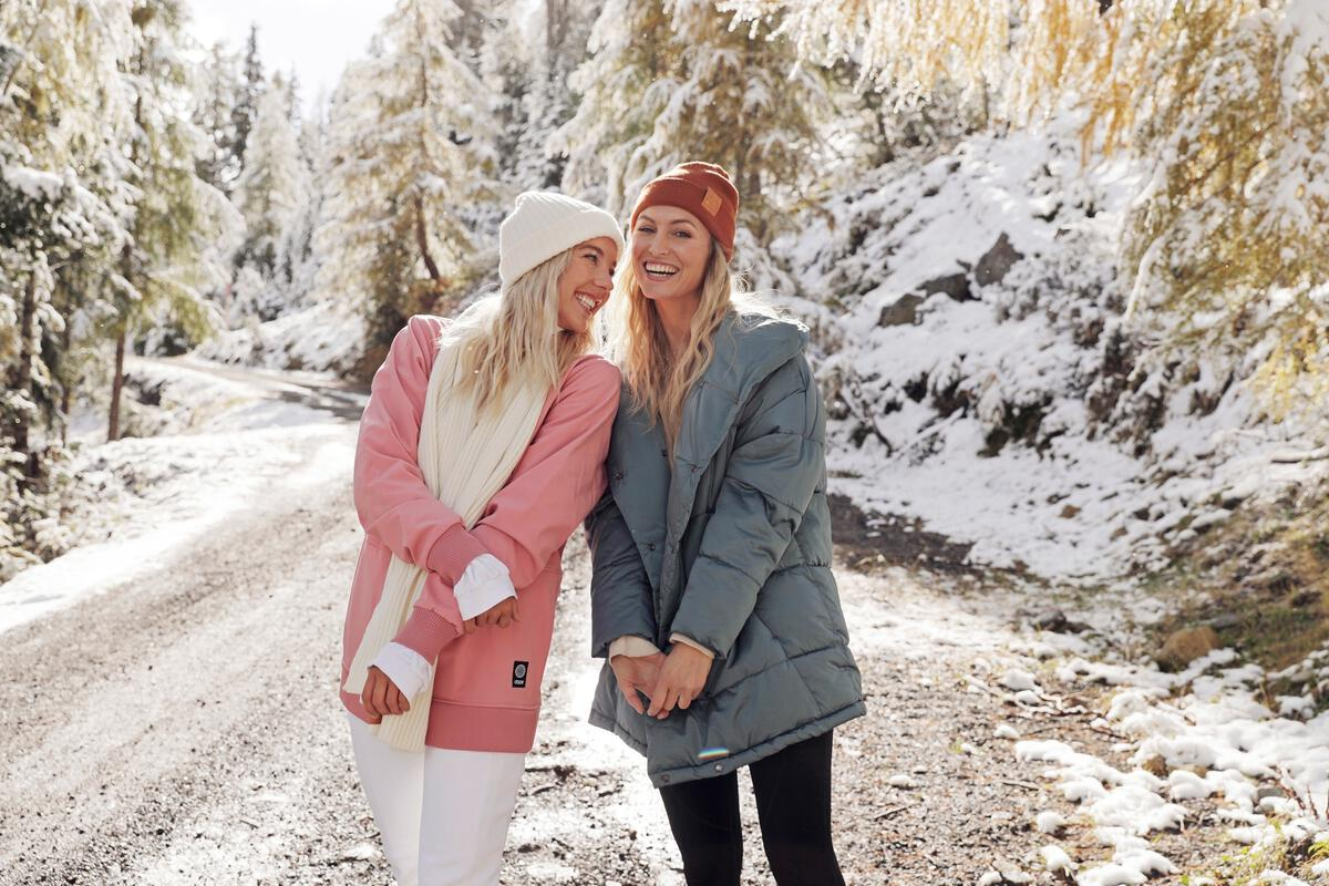 Amsterdam Heritage Leather Belts, Bags, Jackets & Apparel - Wholesale Beanie - Unisex - Melle l Plush Ribbed Beanie With wide Rollover - Off White1