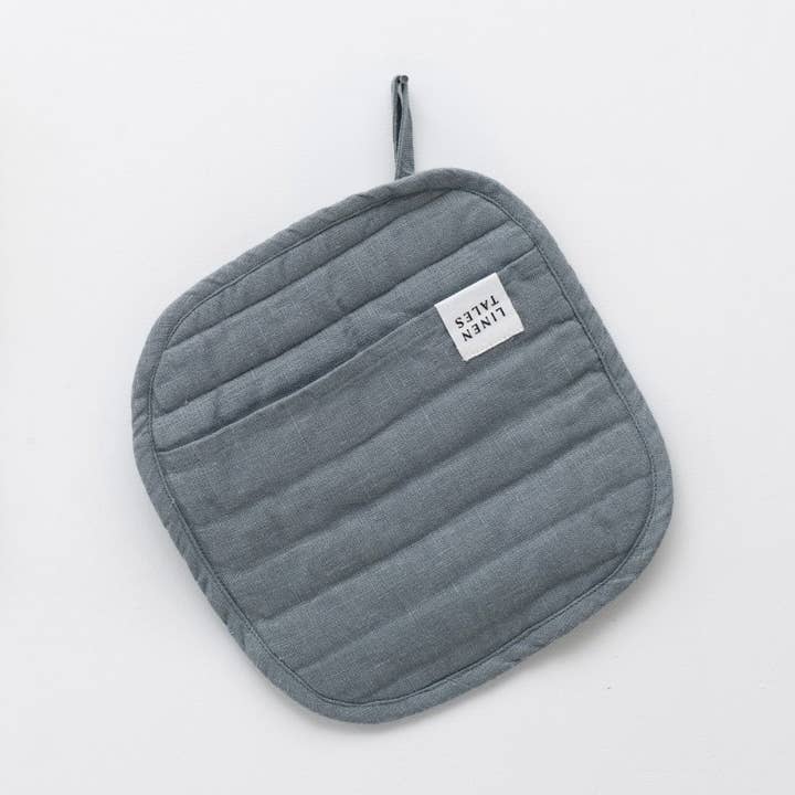 Blauer Nebel-Topflappen aus Leinen für den Großhandel von Linen Tales (We cover U.S. import duties)