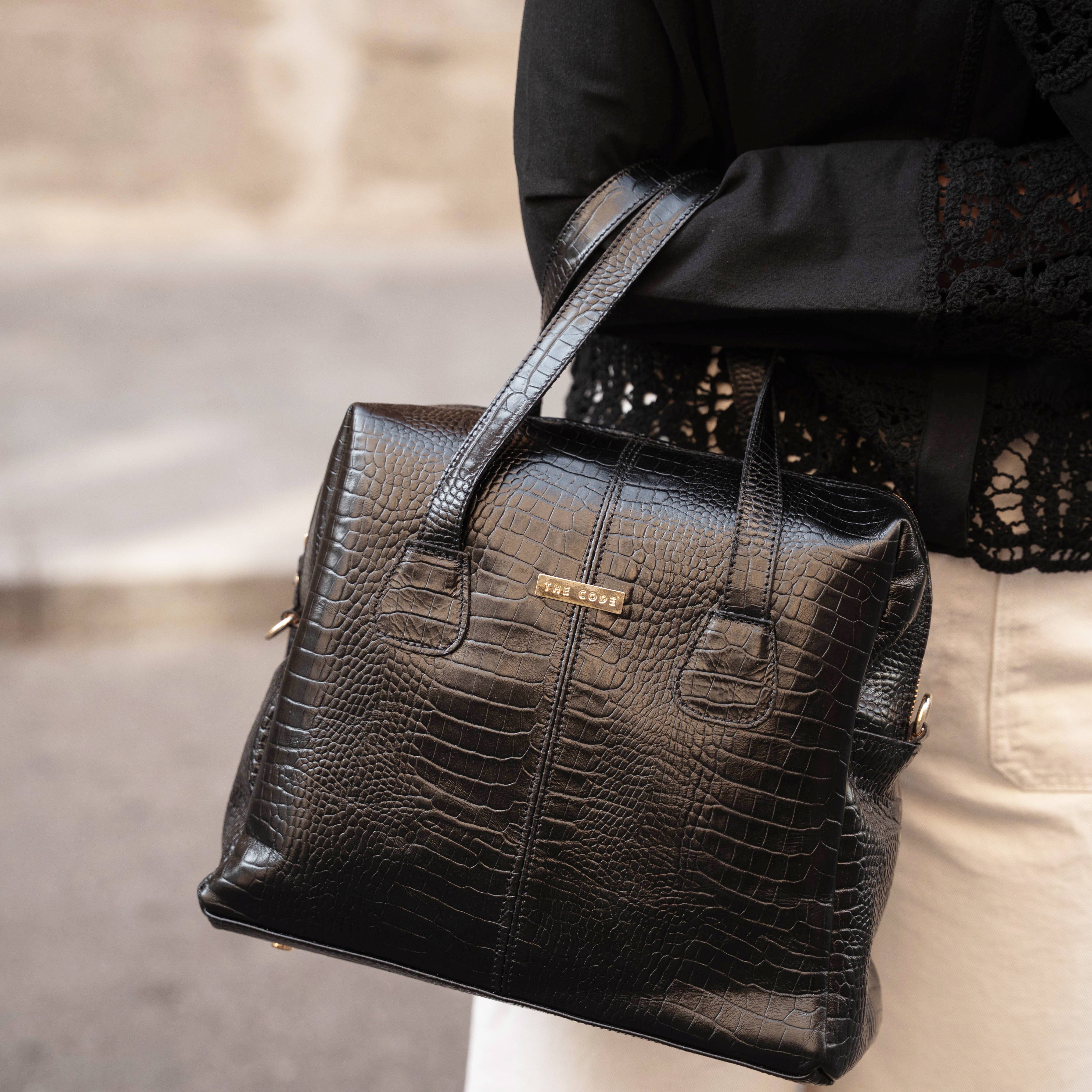 THE CODE - Wholesale Shoulder Bag - Women's - Shopper Amelia Black Crossbody Bag10