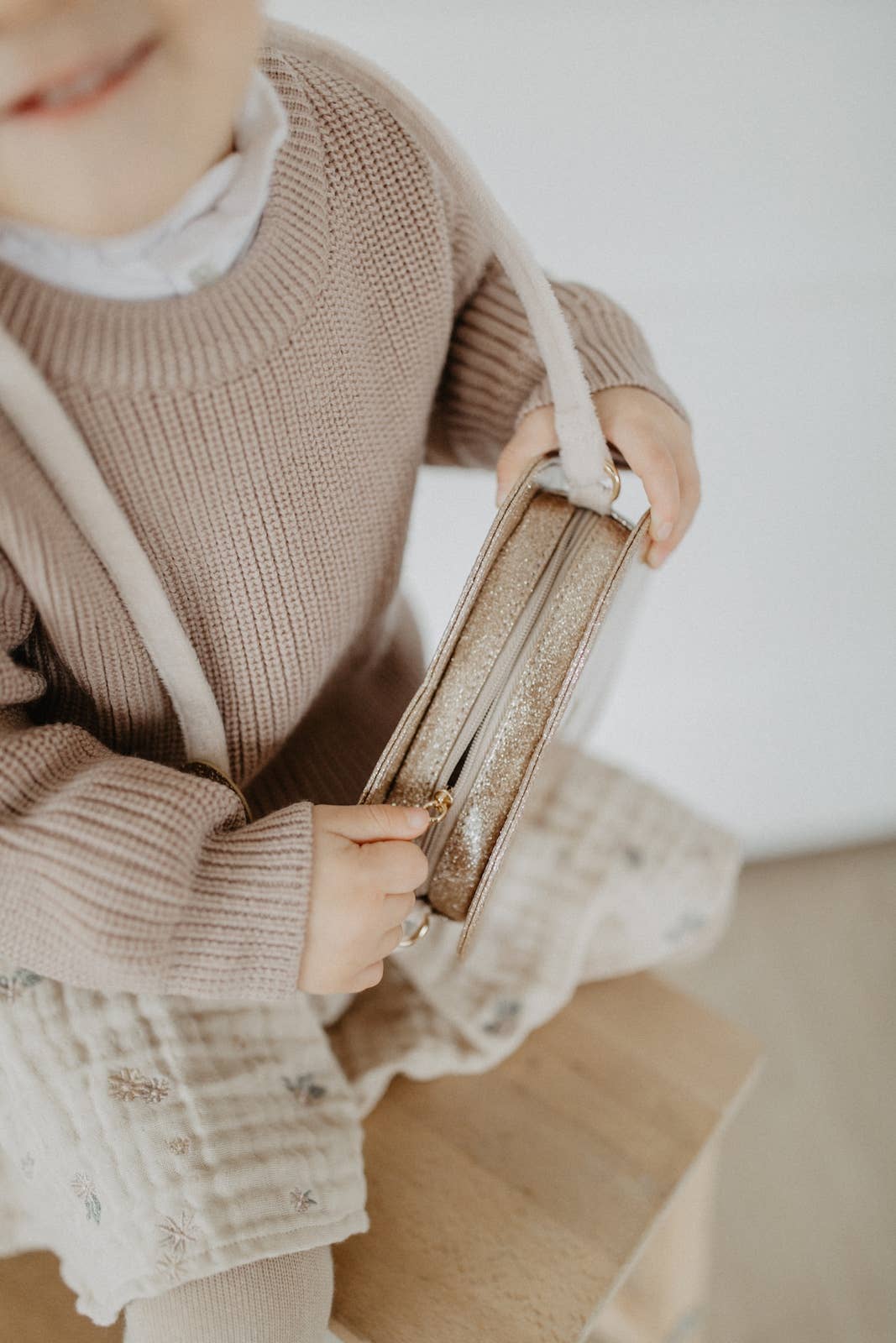 Leevje – Mala de tiracolo – Criança por atacado – Bolsa infantil de ombro em formato de coração com glitter2