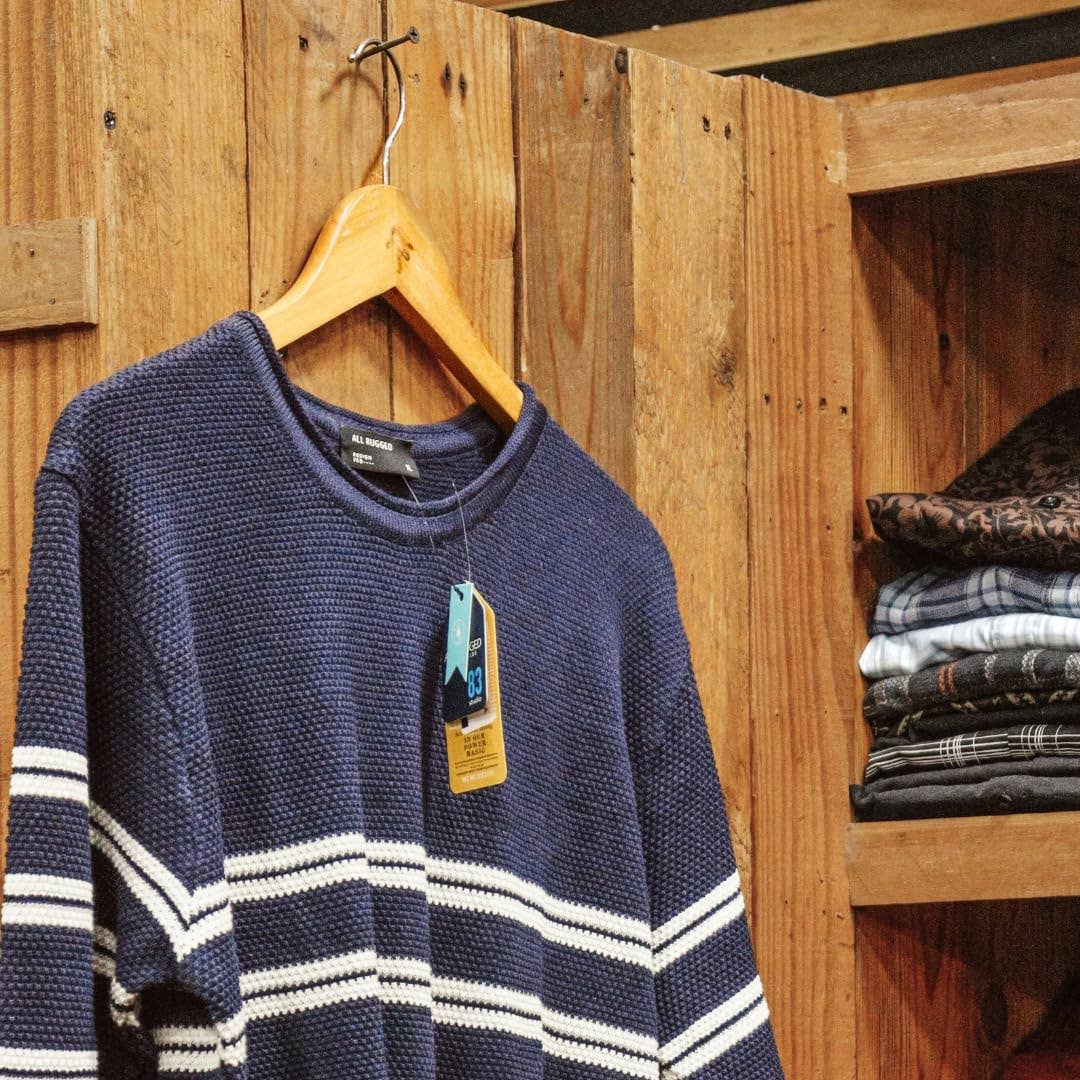 Jodaro - Wholesale Clothes hangers - Wooden Hanger Set with 360° Swivel Hook | Clothing Hangers with Non-Slip Bar4