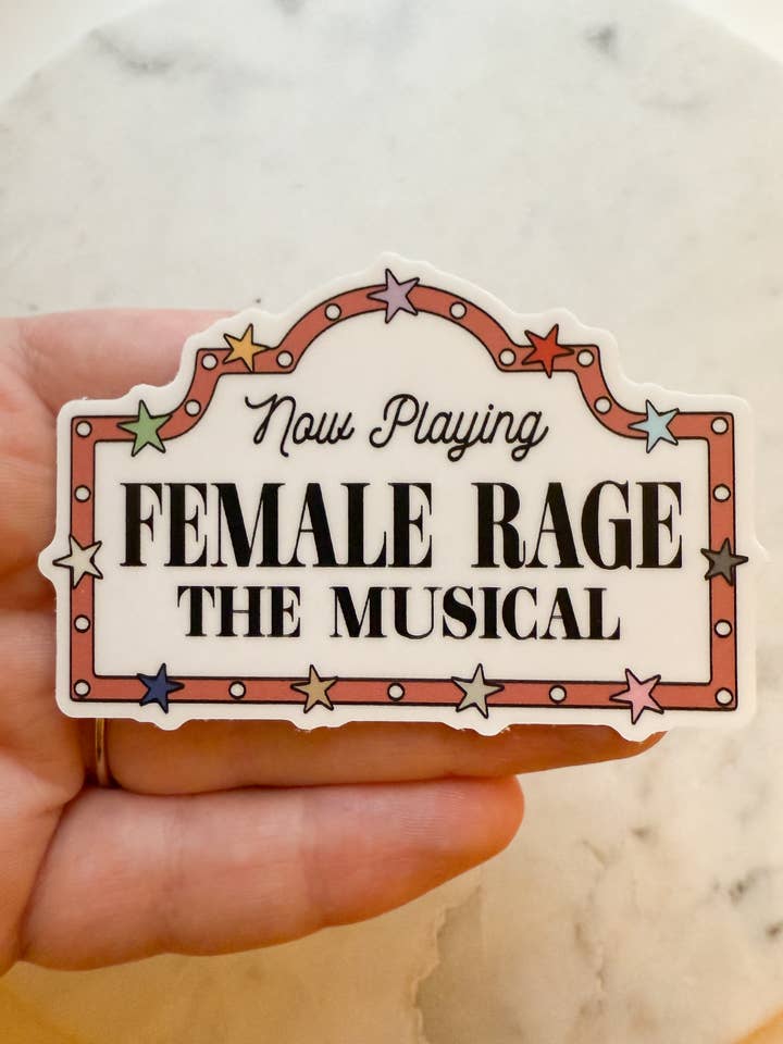 Lecture en cours : La Rage Féminine Le Musical Autocollant Taylor Swift pour la vente par Vandy Visuals Shop