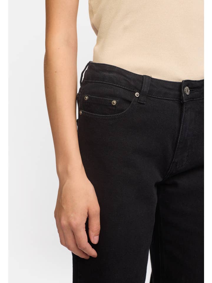 Soft Rebels - Wholesale Jeans - Women's - SRWilla Midwaist Wide Jeans - Black1