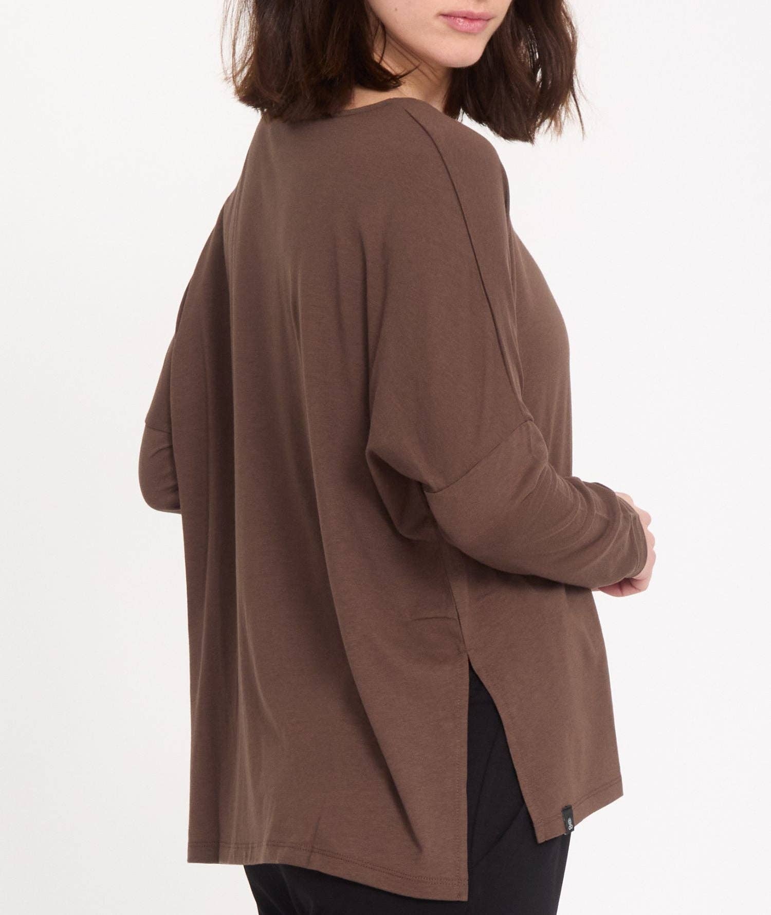 Yoga Searcher – Großhandel T-Shirt – Damen – DAKSHA – langärmeliges Yoga-Shirt27