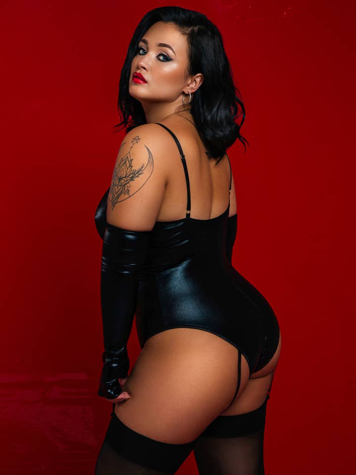 Devils Boutique - Wholesale Costume - Women's - Plus Size Sexy Leather PVC Latex Catwoman Costume
