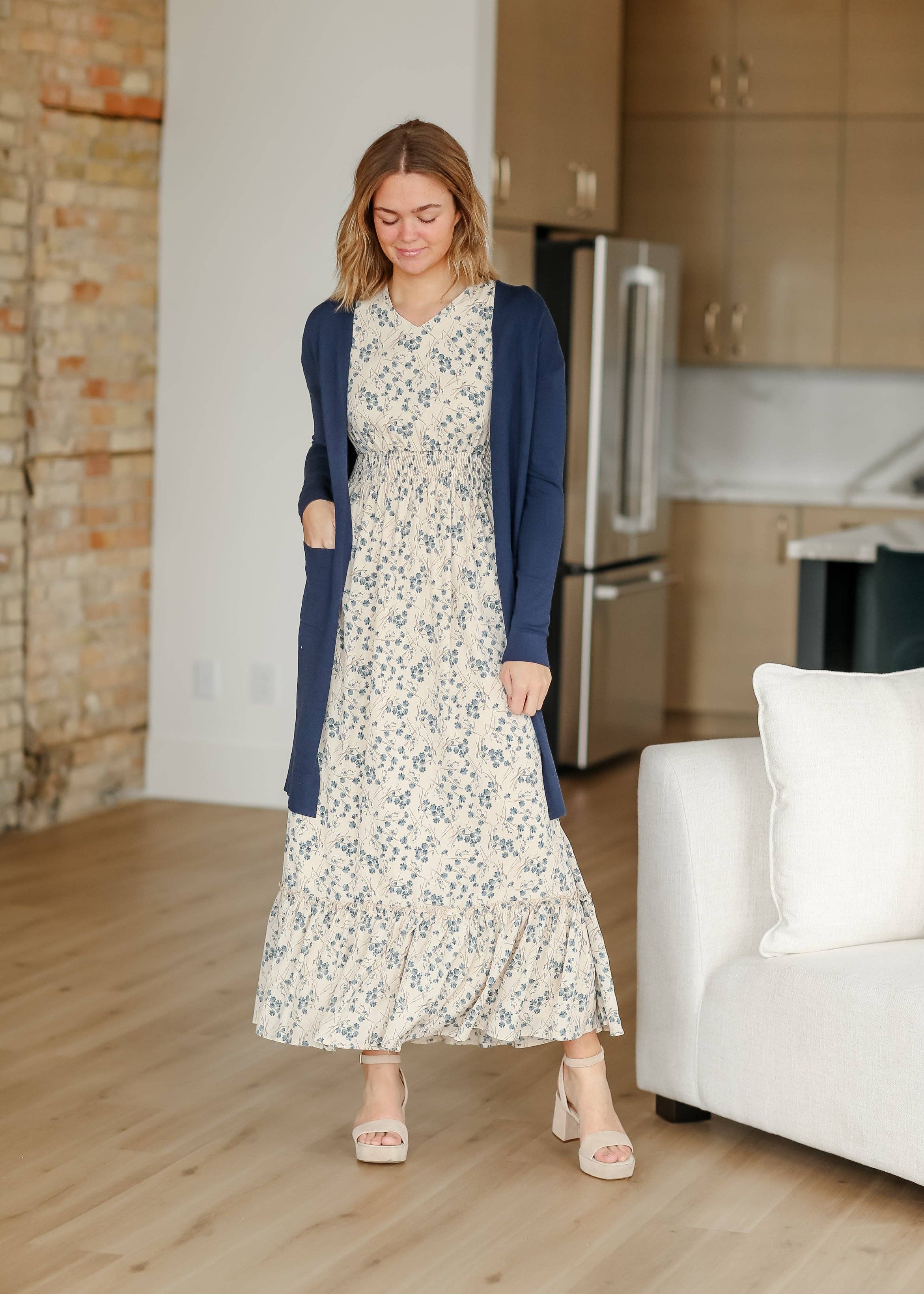 Inherit Clothing Company – wholesale Dress – Women's – Isabella V Neck Flutter Sleeve Floral Maxi Dress1