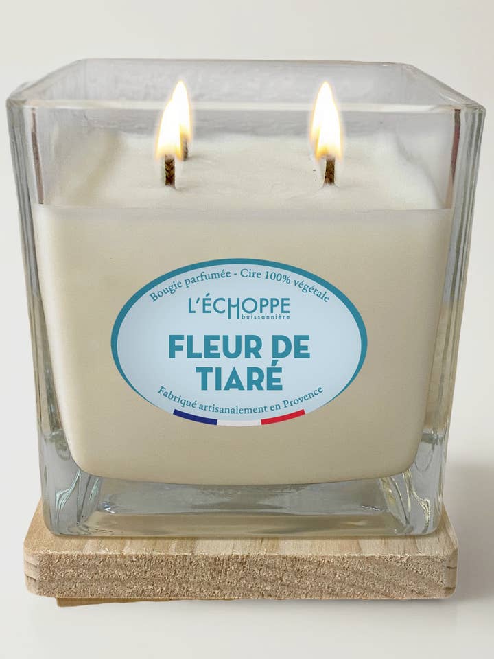 Tiare Flower - Scented Candle 400g for wholesale by L'Échoppe Buissonnière