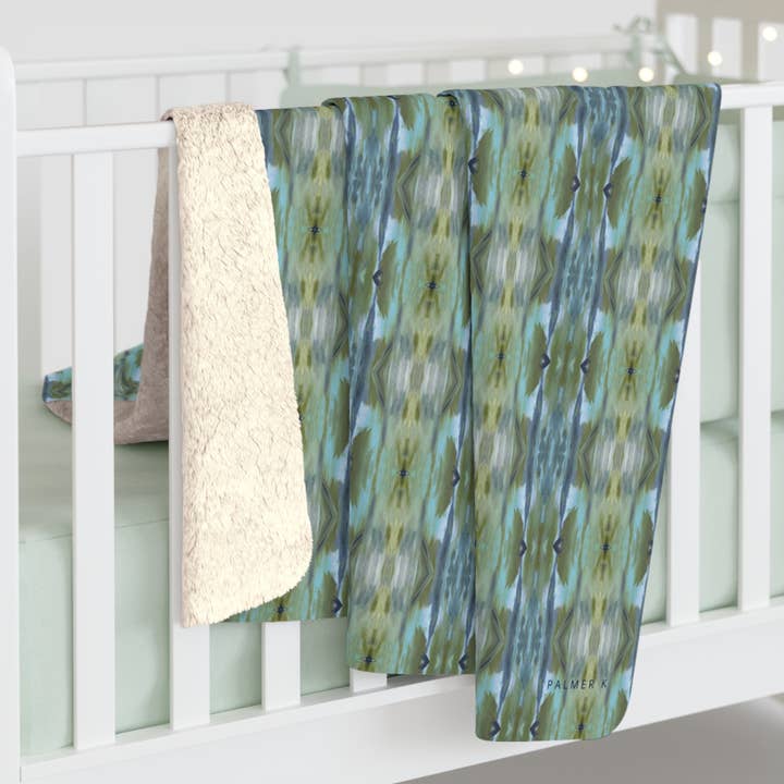 PALMER K Designs - Wholesale Throw Blanket - Sherpa Throw / Blanket: Green / Blue Geometric (TO/P7) 1