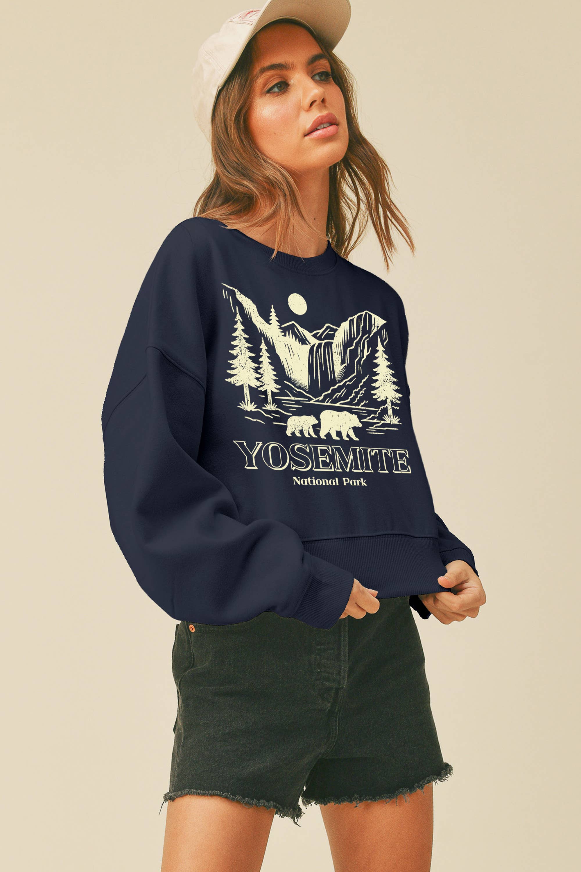 Honestee - Vendita all'ingrosso Felpa stampata - Donna - Felpa a maniche lunghe corte con orsi del Parco Nazionale di Yosemite4