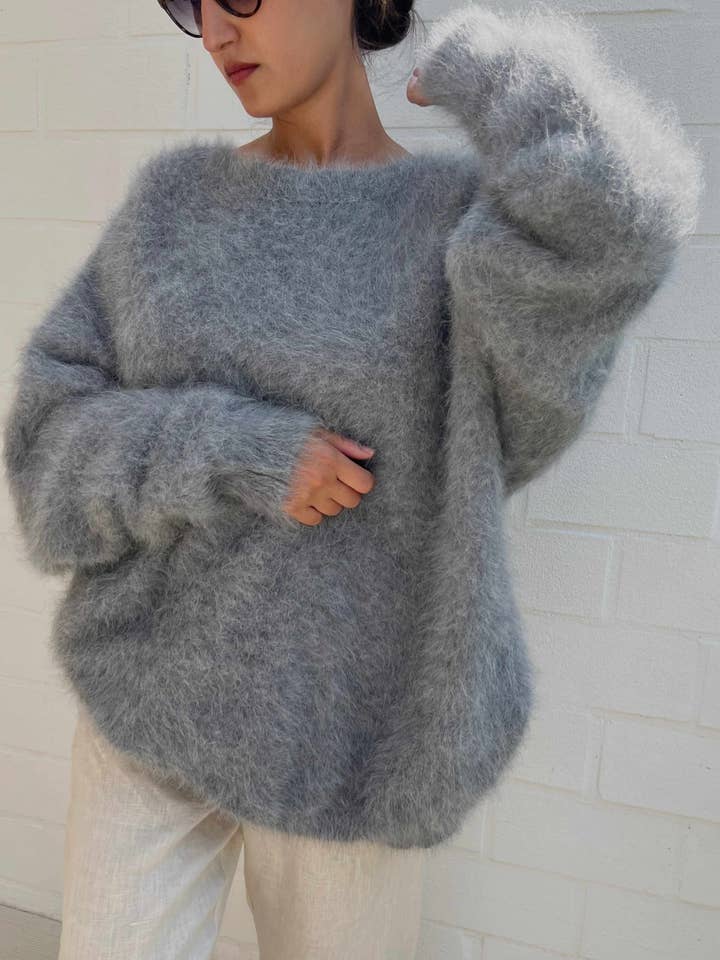 ROSYLEIA - Wholesale Tunic Sweater - Women's - Oversized Alpaca Wool Sweater2