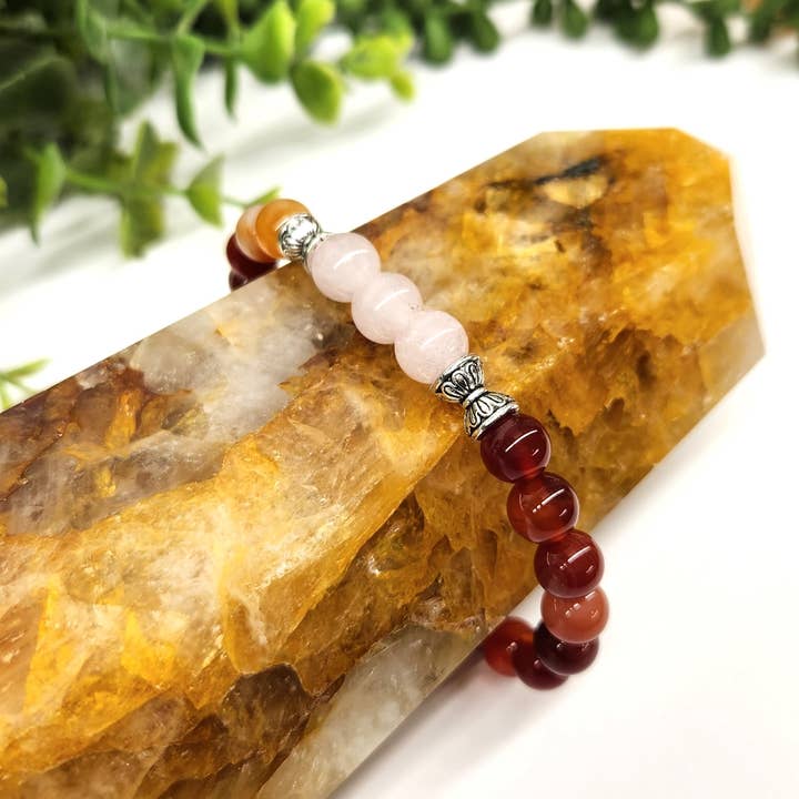 Meraki Gemstones - Wholesale Beaded Bracelet - SELF LOVE - Rose Quartz(center)/Banded Carnelian, 7.5" Long