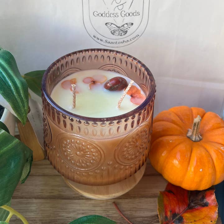Cozy Cottage Weekend Fall Candle for wholesale by Saantosha Goddess Goods