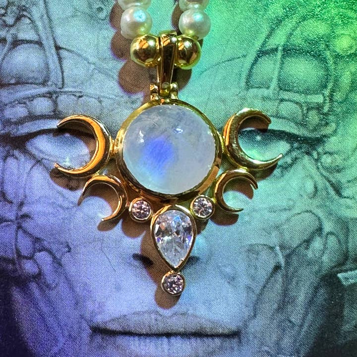 Flesh & Soul - Wholesale Choker/collar - FIVE MOONS MOONSTONE Pearl Choker8