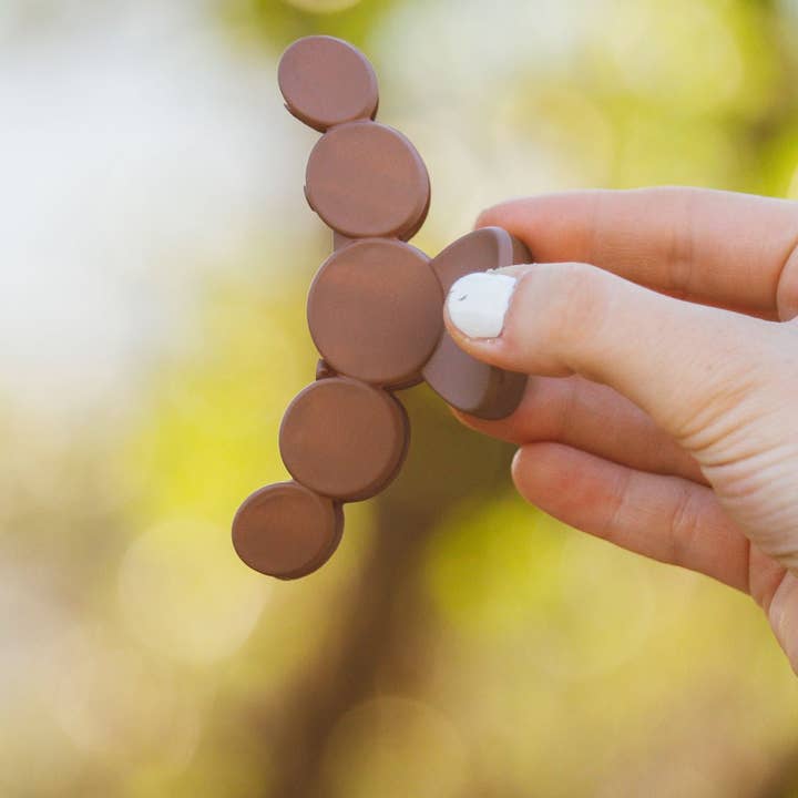 Shop Andi - Wholesale Hair Clip - Women's - Circles Claw Clip21