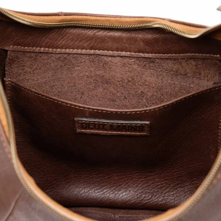 Deux Mains: Haiti Fair Trade - Wholesale Shoulder Bag - Women's - Saddle Shoulder Bag7