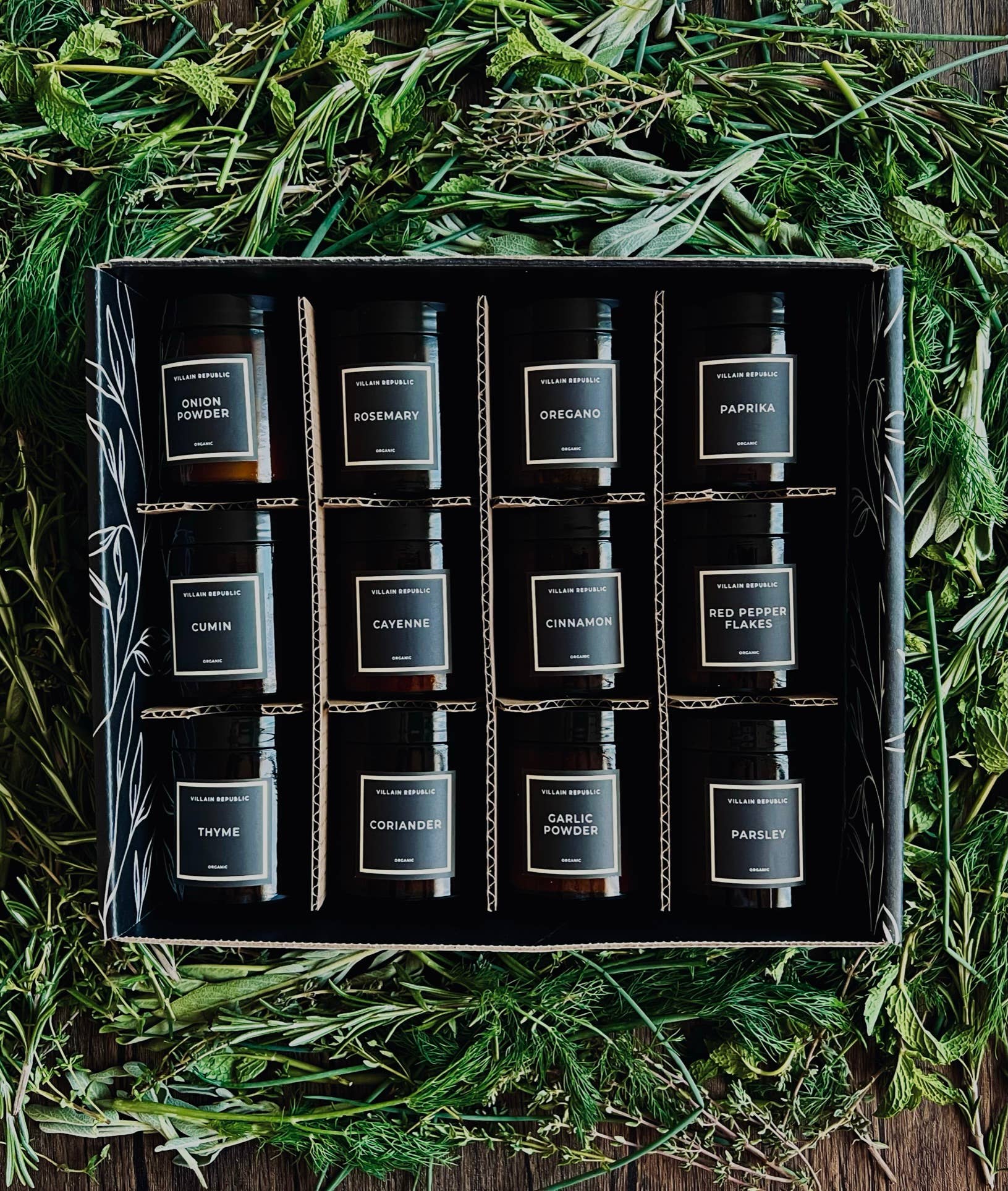 Villain Republic – wholesale Dried spice mix – Essential Herbs and Spices 12 Pack