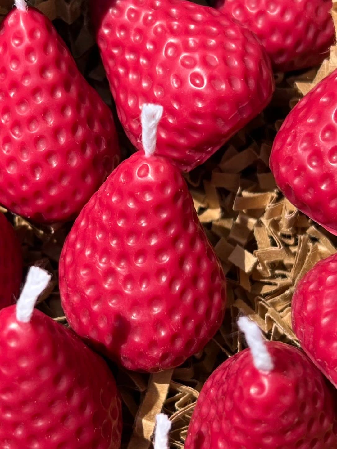 Lelik Craft Design - Wholesale Novelty candle - Birthday Cake Strawberry Candles, Set of 5 or 100