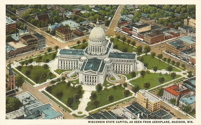 Found Image Press - Venta al por mayor Tarjeta postal - Tarjeta postal WI-92 Capitolio del Estado, Madison, Wisconsin0