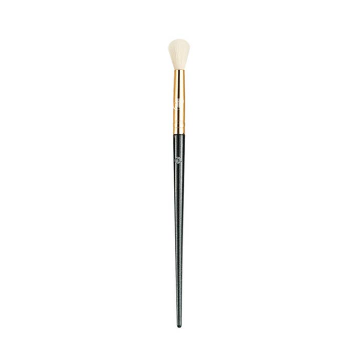 CJP Beauty - Wholesale Eye make-up brush - Large Blending Brush1
