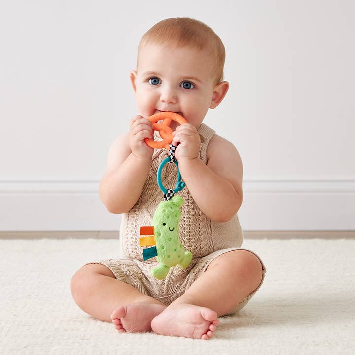 Itzy Ritzy - Wholesale Teether (Not Clip-On) - Baby - *NEW* Itzy Pal - Parker The Pickle2