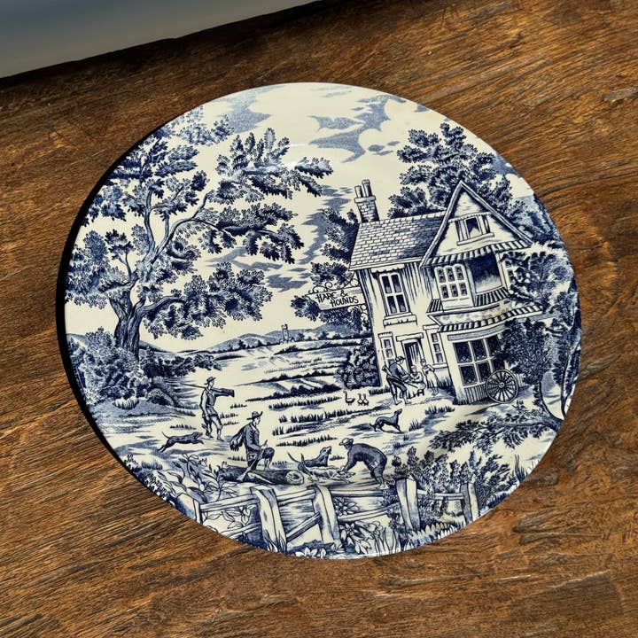 Office Objets - Wholesale Dinner plate - A large English flat plate with blue decoration0