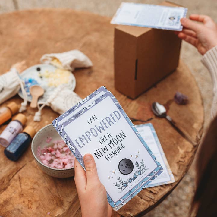 The Little Potion Co - Wholesale DIY Craft Kit - Kids - Moon Magic - Mindful Potion Kit4