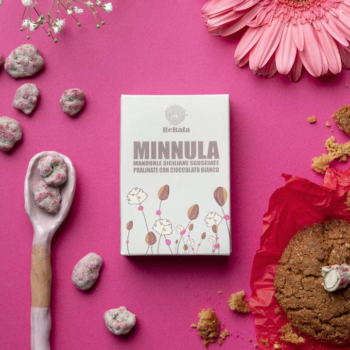 Heraia - Wholesale Dried/Dehydrated Fruit - Pralinated Almonds with White Chocolate, Raspberries and Mint1