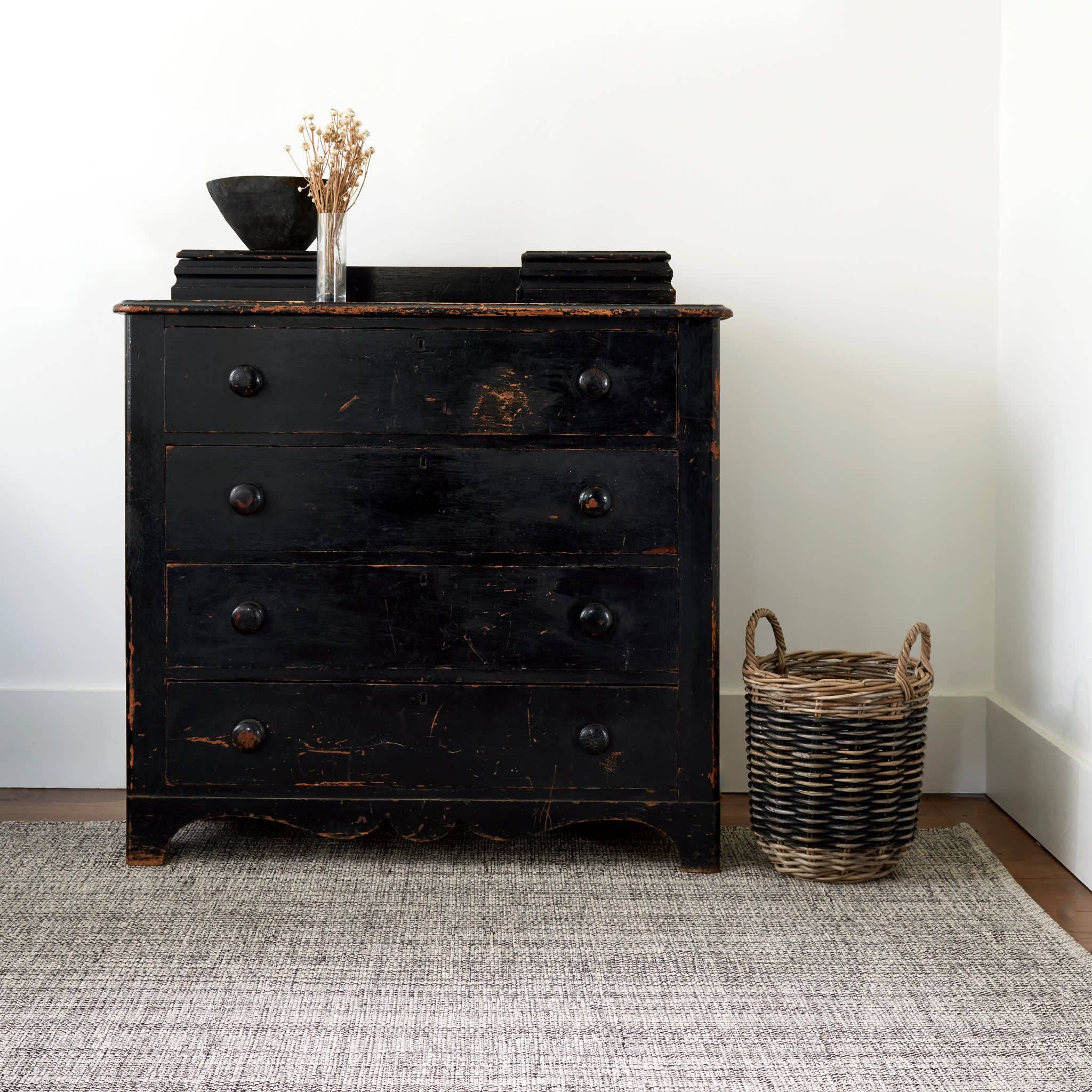 Annie Selke - Wholesale Area Rug - Marled Handwoven Cotton Rug | Black1