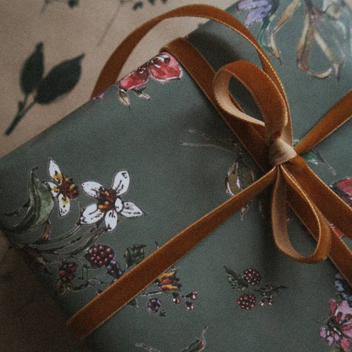 MyDesignPictures - Wholesale Wrapping Paper Roll - Set Of 3 Pieces Flowers on dark grey Wrapping Paper