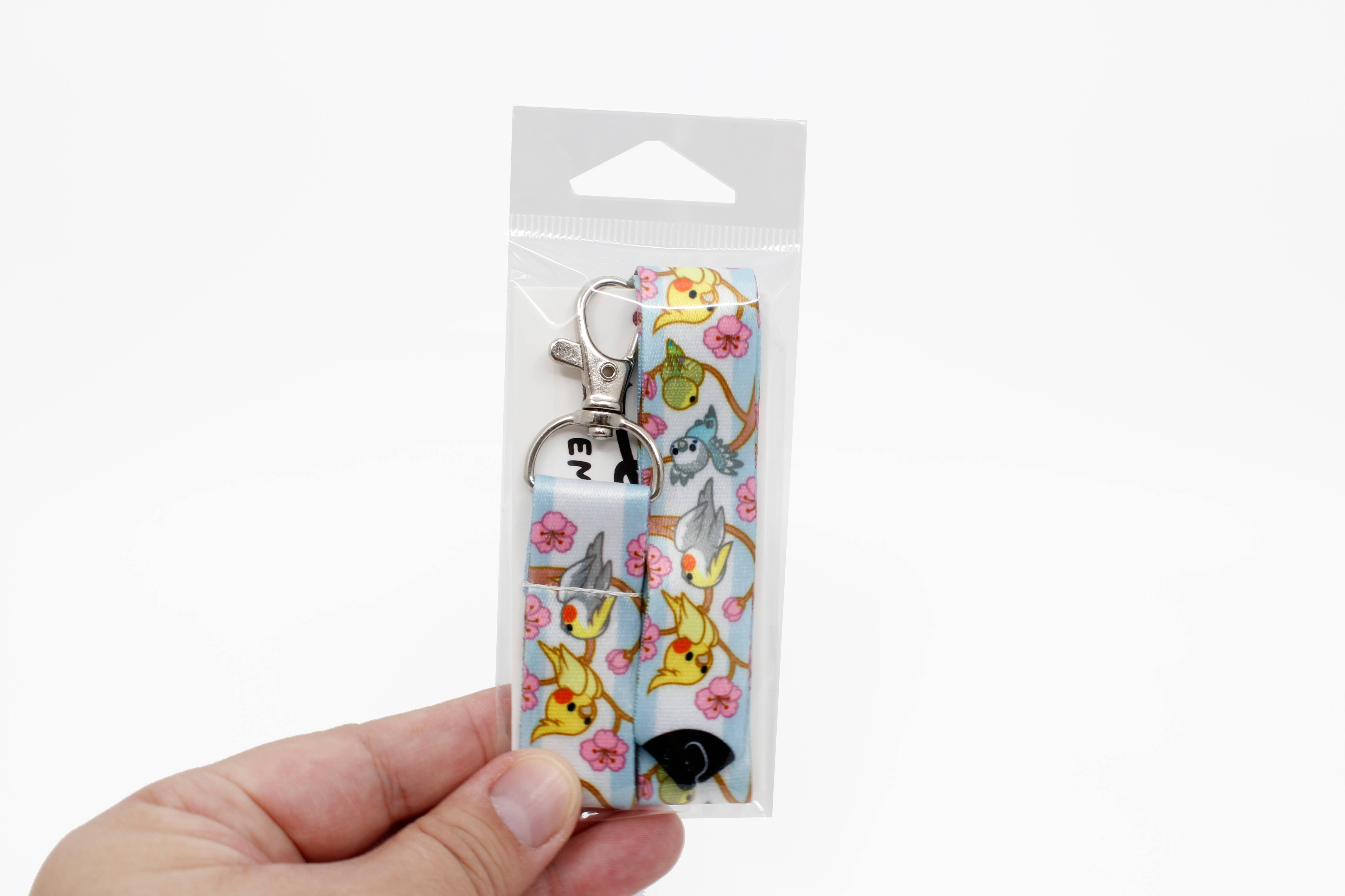 Emii Creations - Wholesale Lanyard - Unisex - Parrot Pattern Lanyard Key & ID Holder1