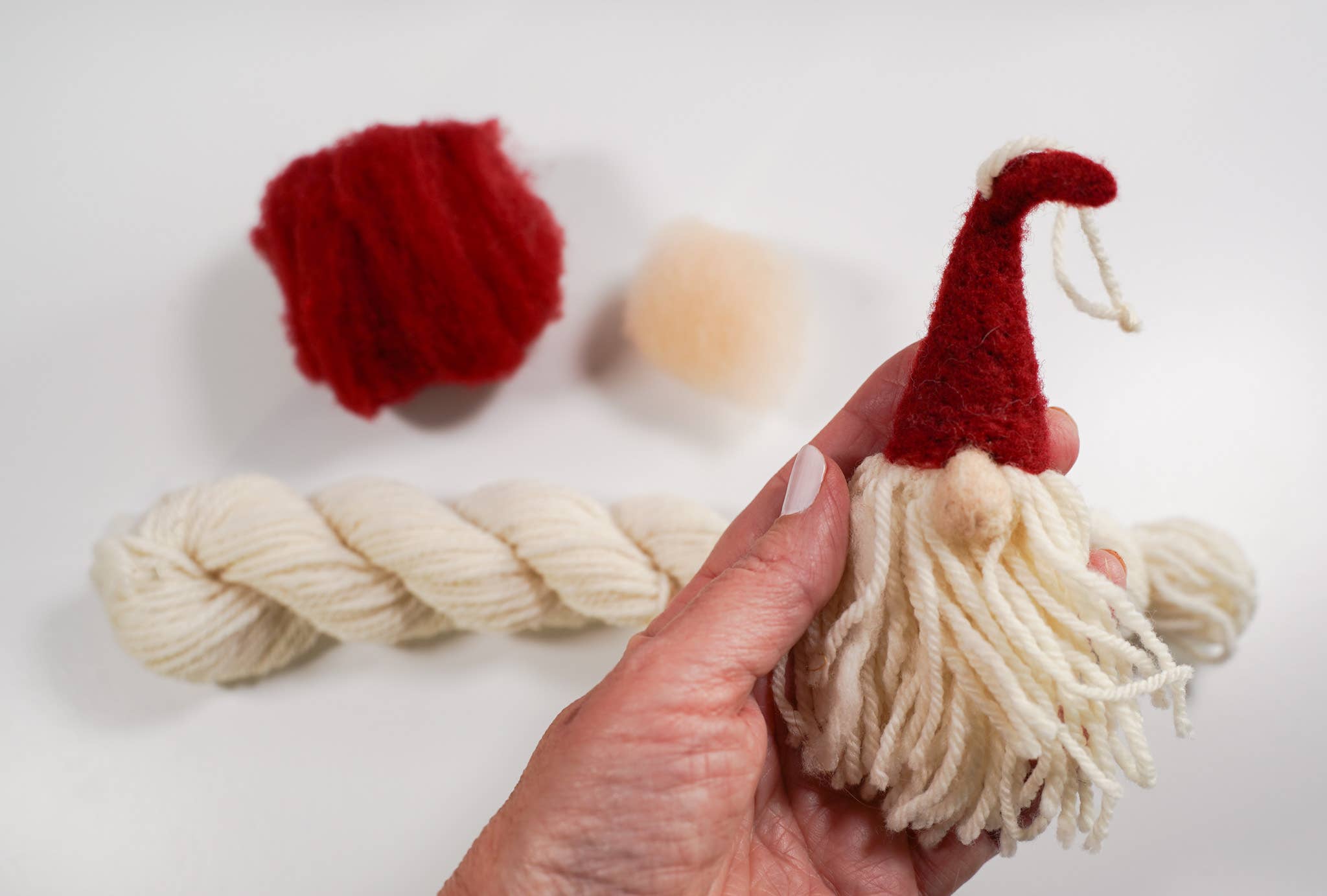 Bear Creek Felting - Vendita all'ingrosso Kit per lavoretti fai da te - Kit per infeltrire ad aghi Gnome Ornaments (per 3 ornamenti)13