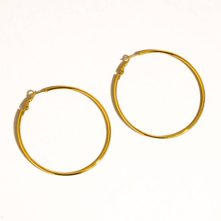 Flânerie by MAIQ - Wholesale Hoop Earrings - Eska 18K Gold Non-Tarnish Classic Thin Hoop Earring9