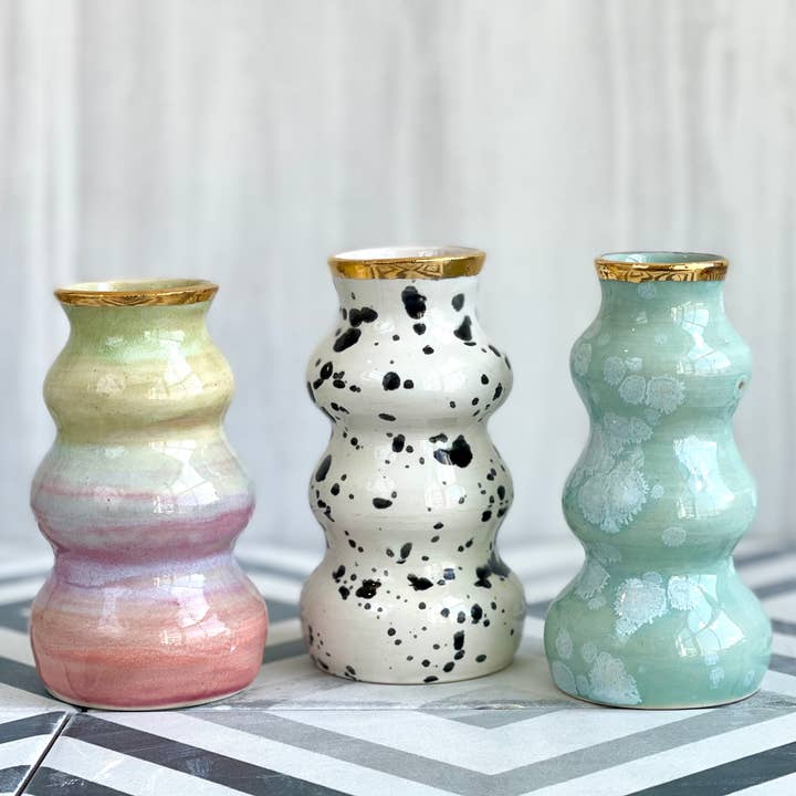 Leslie Ponder Studios - Wholesale Vase - The Wave Bud Vase