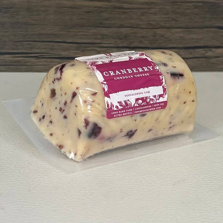 The Mouse House Cheese Company – wholesale Cheese – Cranberry 145g Barrel